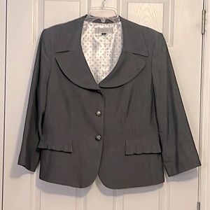 Sophisticated Studio by Tahari Suit with Skirt for Spring/Summer, Size 16